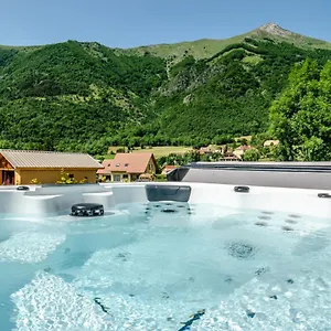 Chalet Les Petits Ecrins - Avec Spas Privatifs, Aspres-les-Corps