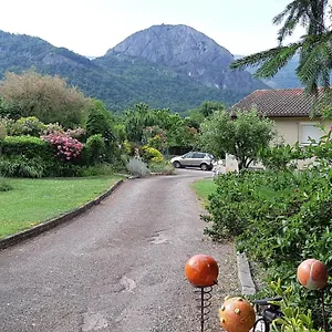 Lotus Du Clos Des Pradals Hébergement de vacances Tarascon-sur-Ariège